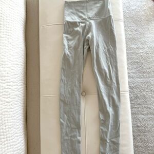 TNA butter ultra high rise leggings 2XS